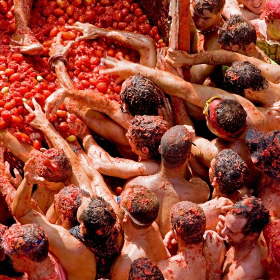 Dive into the Exciting World of La Tomatina in Buñol: Unmissable Fun for Students!